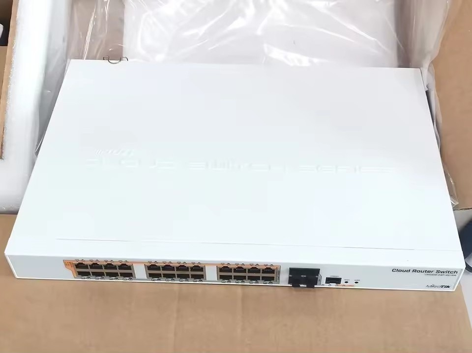 Hot Sale 24 Gigabit Ethernet Switch Mikrotik CRS328-24P-4S+RM Support Passive PoE Low Voltage PoE 802.3af/at Intelligent Switch