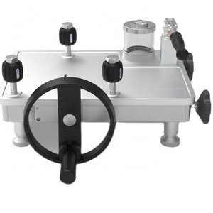 Bench Pressure Calibrator With Hand Pressure Calibration Pump High Pressure