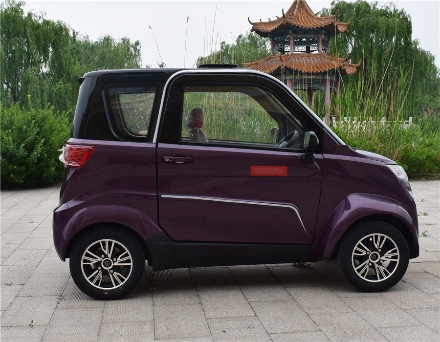 Hot Sale 3 Seater 4 Wheel Electric Mini Car Without Driving Licence