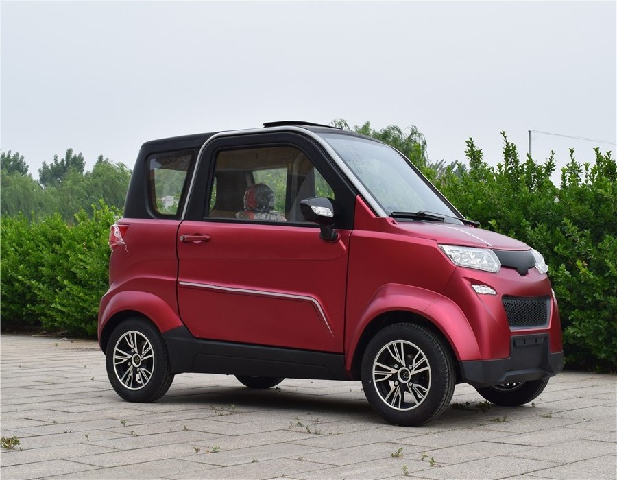 Hot Sale 3 Seater 4 Wheel Electric Mini Car Without Driving Licence