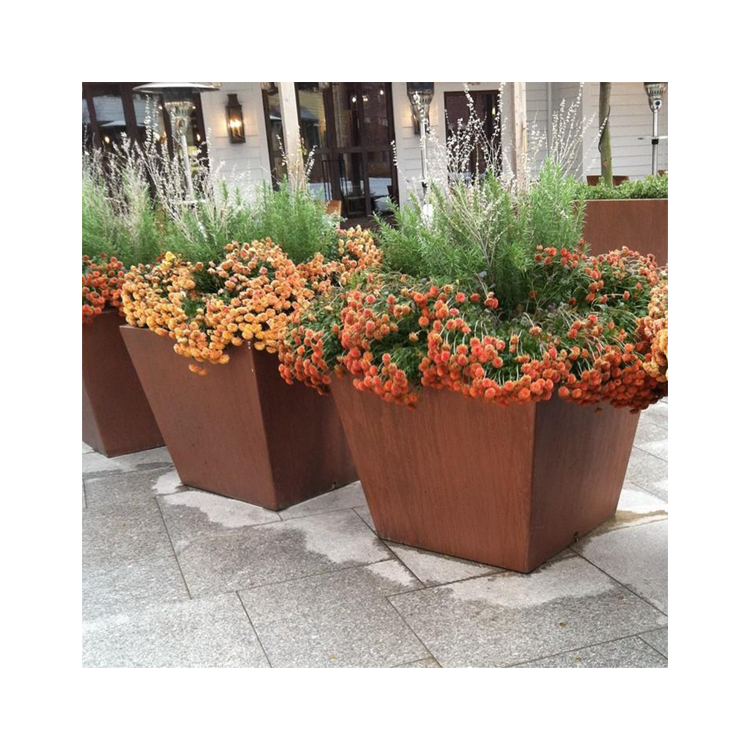 Custom  Large Landscape  Garden Metal Flower Pot Tall Outdoor Planters Corten Steel Gardening Pots