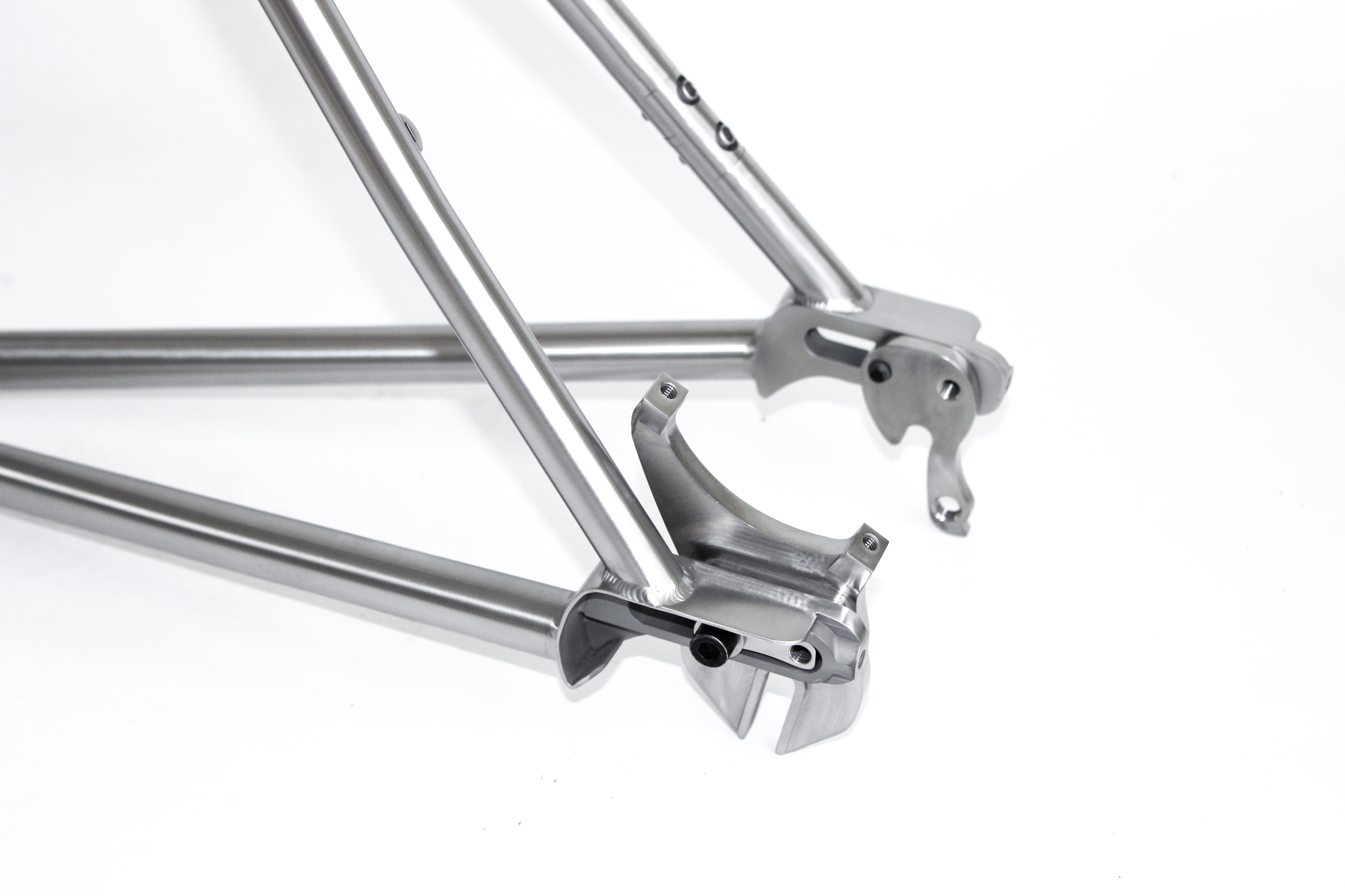 Factory Direct Sale Titanium Bike Frame Road 700c Bicycle Disc Brake