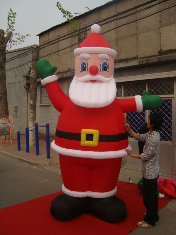 2023 Giant Cartoon Christmas Outdoor Inflatable Santa Claus For Outdoor Decoration