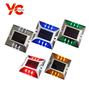 Outdoor uken traffic signal light road 6 led solar spike light  temperature controlled solar road studs