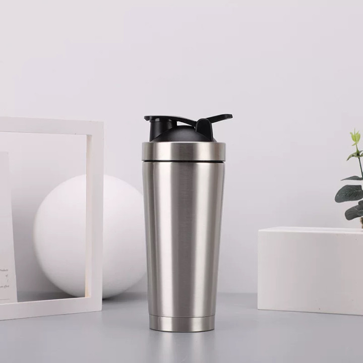 Double-layer stainless steel vacuum insulation protein shaker suitable for gym metal smoothie cup