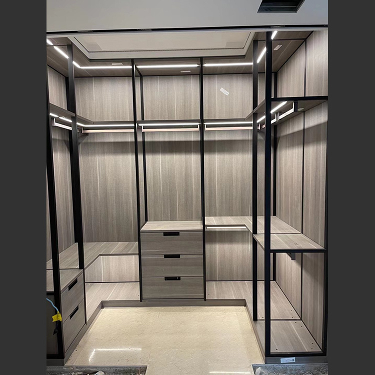 2021Top Quality Custom Glass door Wardrobe Modern High-end Bedroom Wardrobe Stand Alone Closet With Glass Shelves