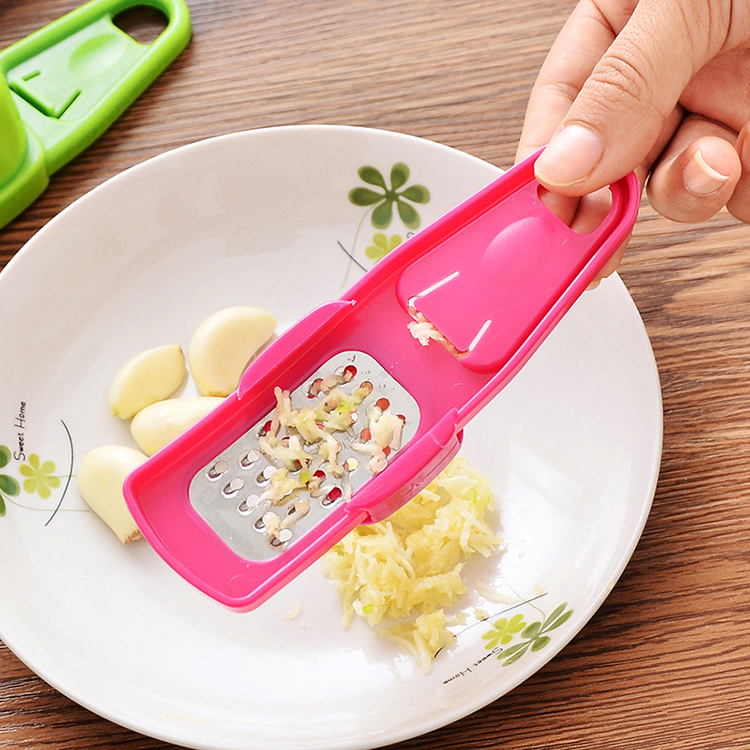 Garlic Crusher Press Multi Functional Manual Ginger Garlic Grinding Grater Cutter Garlic Peeler Kitchen Accessories Tools