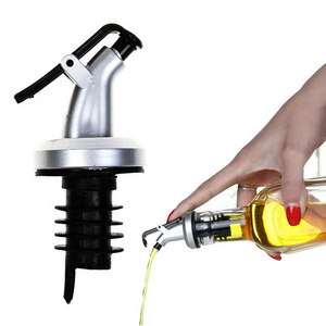 Olive Oil Sprayer Drip Wine Pourers Liquor Dispenser Leak-proof Nozzle ABS Lock Sauce Oil Bottle Stopper Kitchen Bar Tool