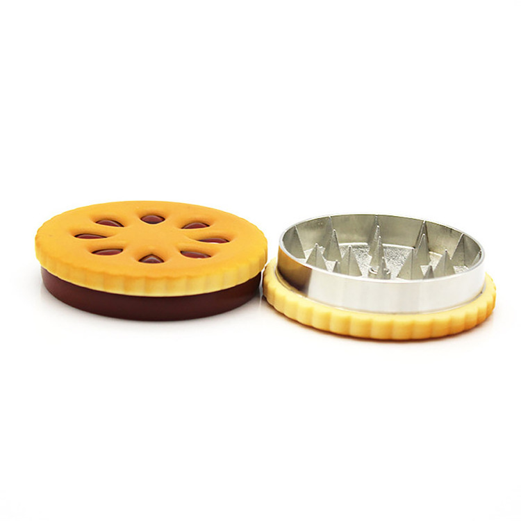 55mm Cookie Shape Biscuit Grinder Crusher Dried Flowers Herbs Grinder Home Metal Tobacco Grinder