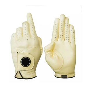 2024 Custom Made Leather Golf Gloves Quick Dry Breathable Sheepskin Cabretta Leather Sports Wear Plus Sized Golf Gloves