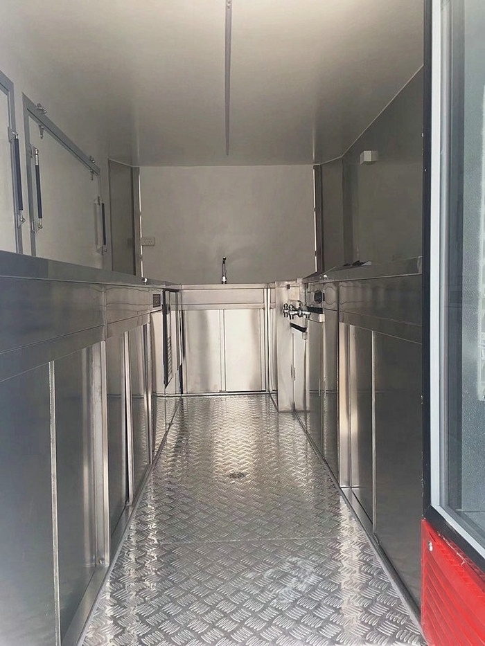 New Style Custom BBQ Concession Trailer Mobile Bar Coffee Cart Cheap Mobile Food Truck with Fully Equipped Food Trailer