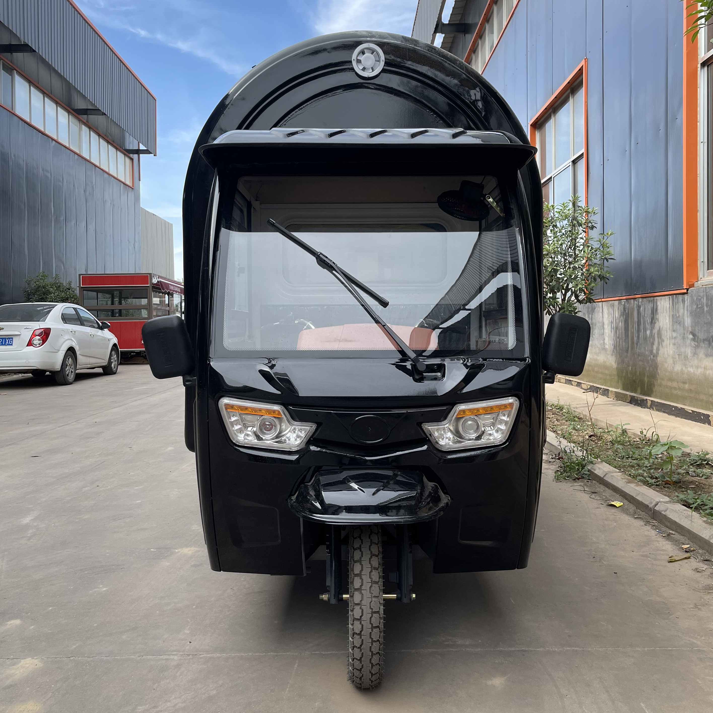 factory outlet multipurpose mobile electric fast food snack beverage drinks ice cream coffee  tricycle pedicab three-wheeler