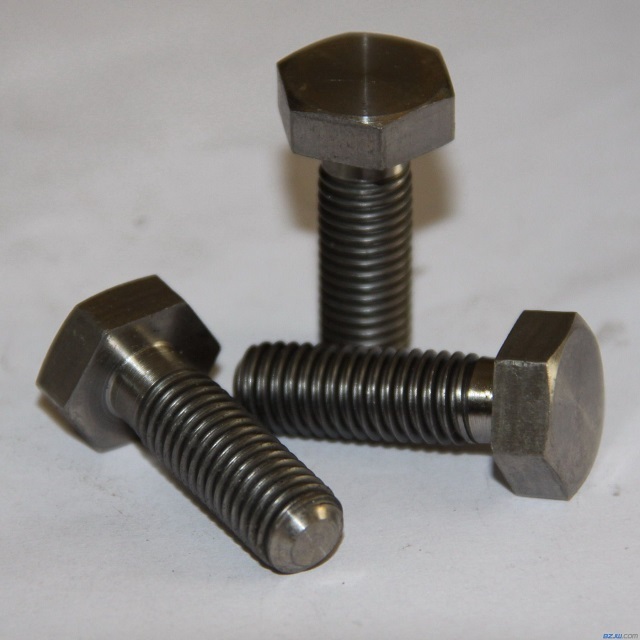 Hex head bolts partially threaded DIN 931