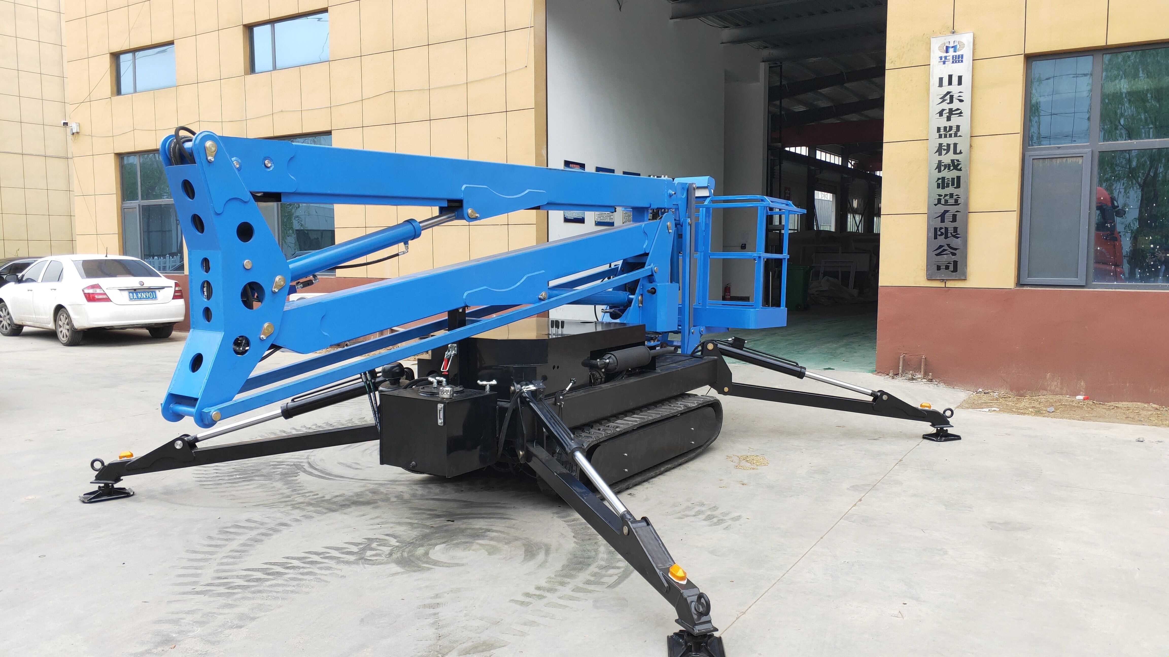 crawler boom lift 39ft 52ft 59ft diesel battery DC track spider lift single man boom lift