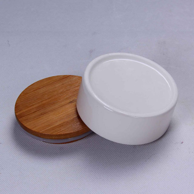 Modern Small ceramic flavour pot with bamboo lid for house usage white ceramic pot with lid