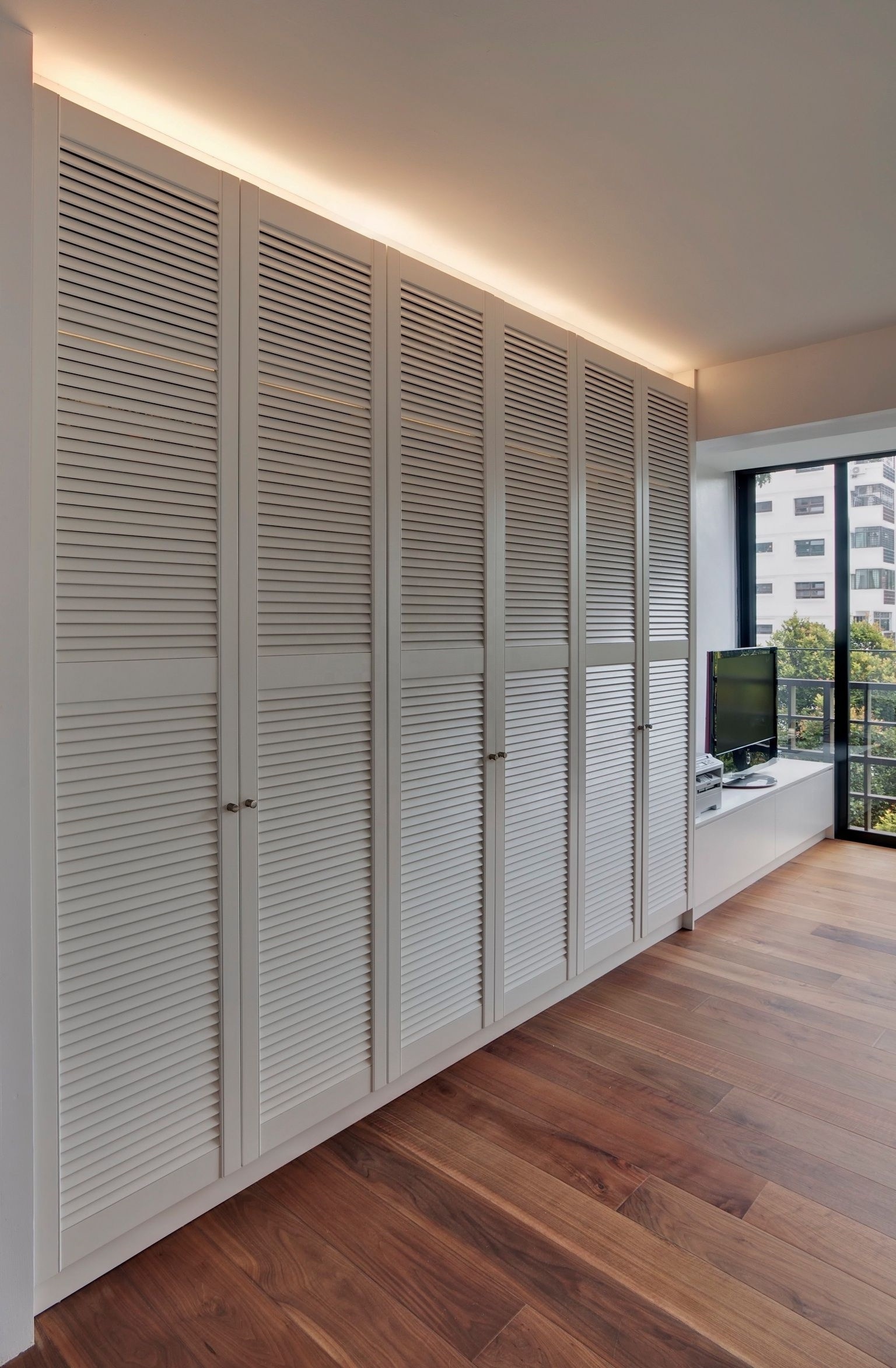 Popular Interior White Primed 2-panel MDF  Louver Door for Bathroom