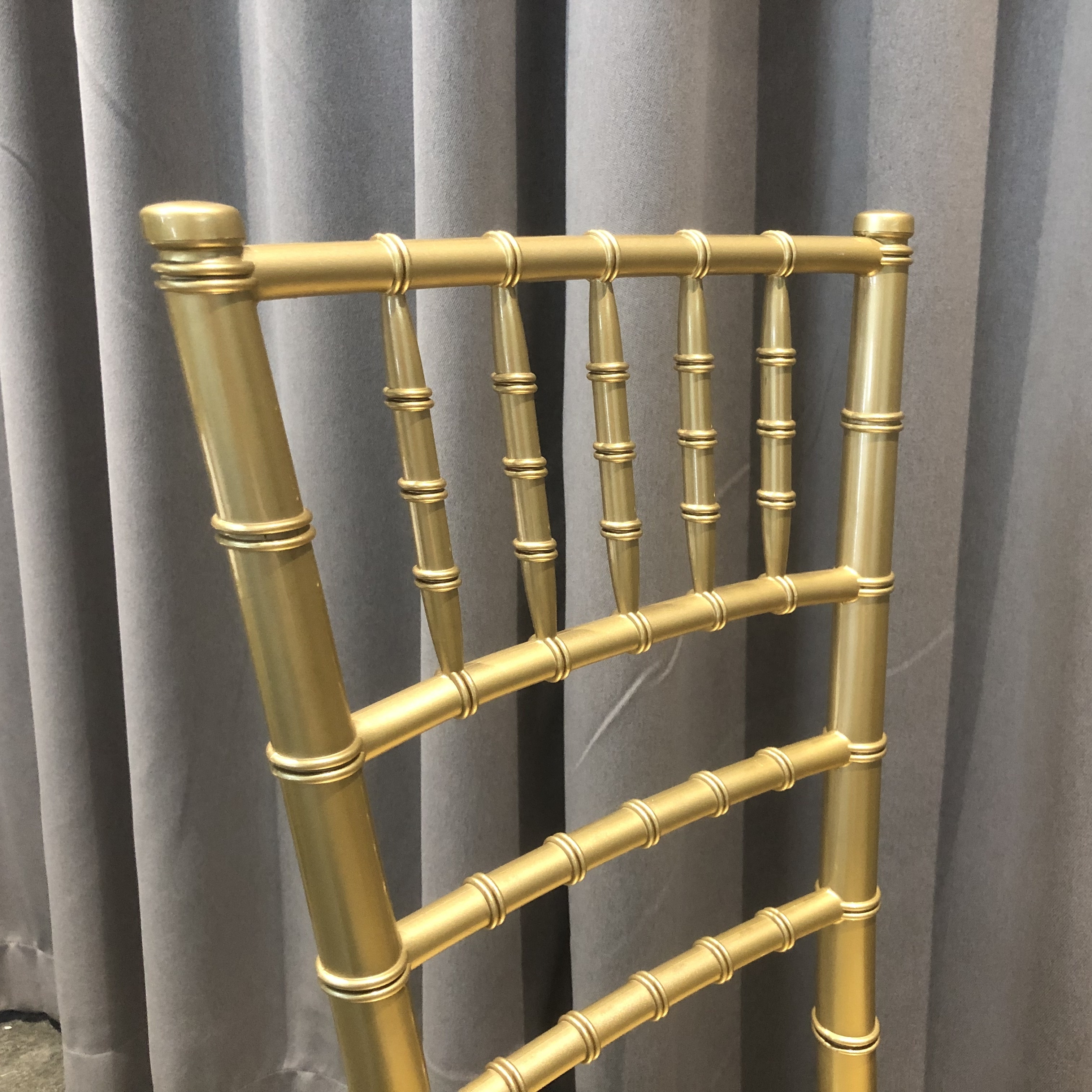 Wholesale Gold Plastic Monobloc Resin Stackable Wedding Banquet Tiffany Chiavari Chairs