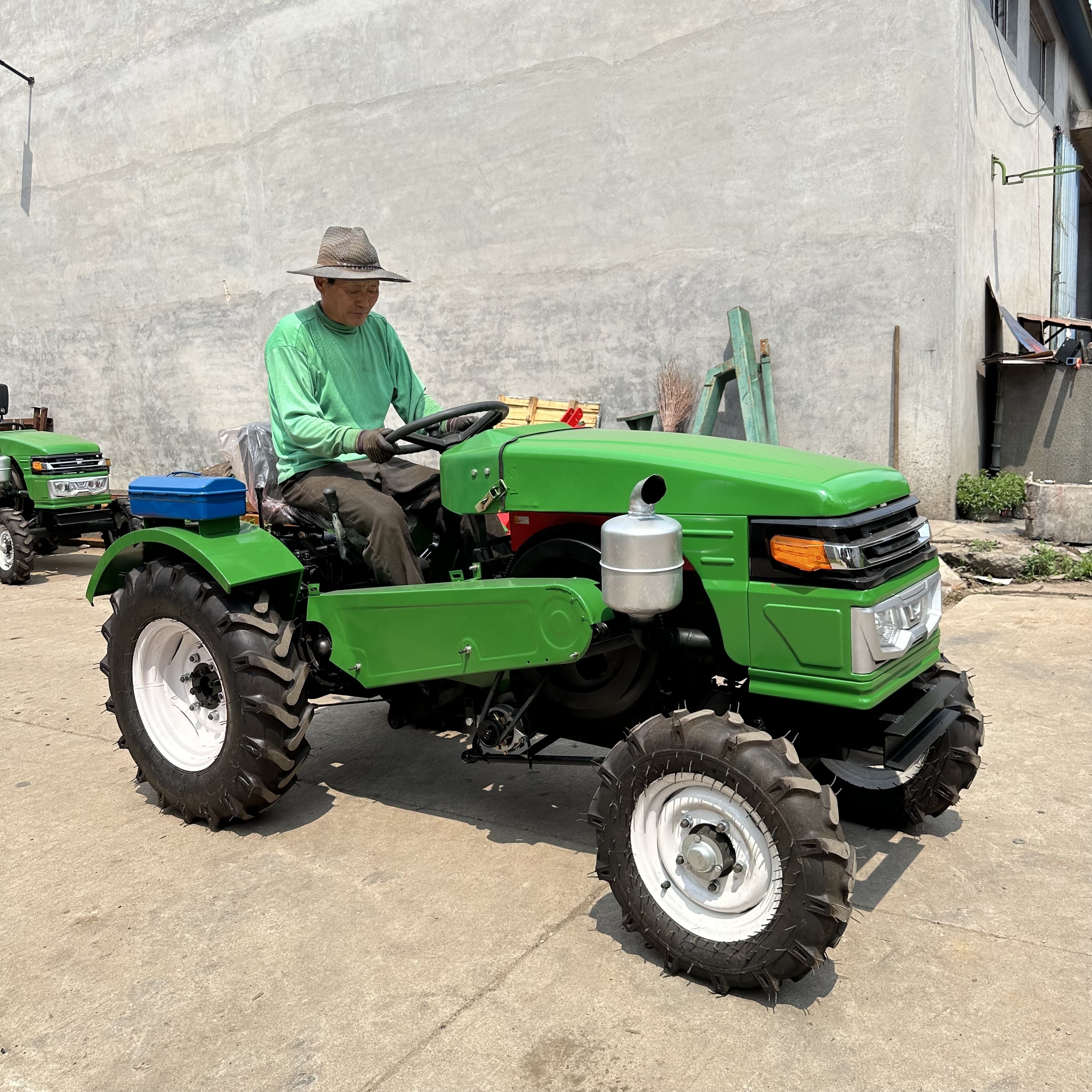 farm 4x4 agricultural mini tractors china 4wd 30hp 35 hp four-wheel drive tractor with Front loading bucket