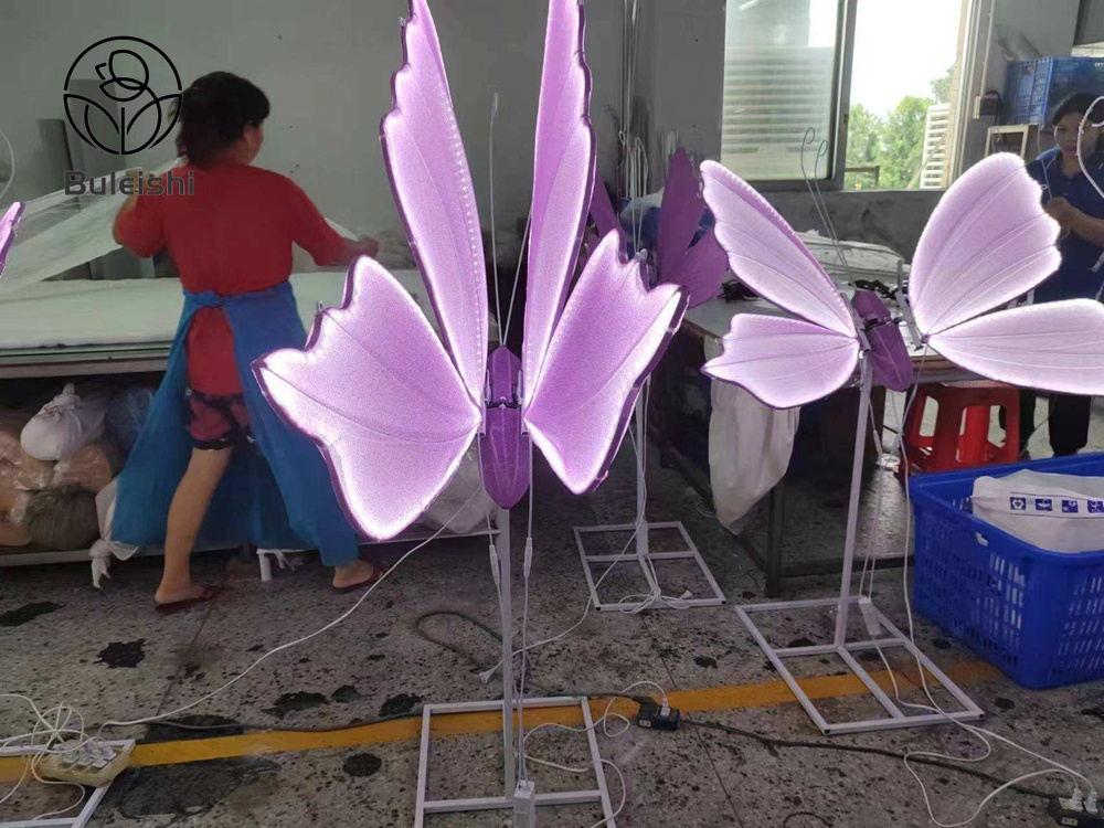 Wedding Supplies Purple Pink Large LED Butterfly Decorations Lighted Lamp Giant Moving Butterflies