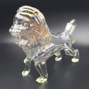 ODM / OEM Lion Shaped  Glass Whiskey  Liquor Decanter set for Whiskey, Vodka, Rum, Tequila or Any Other Alcohol