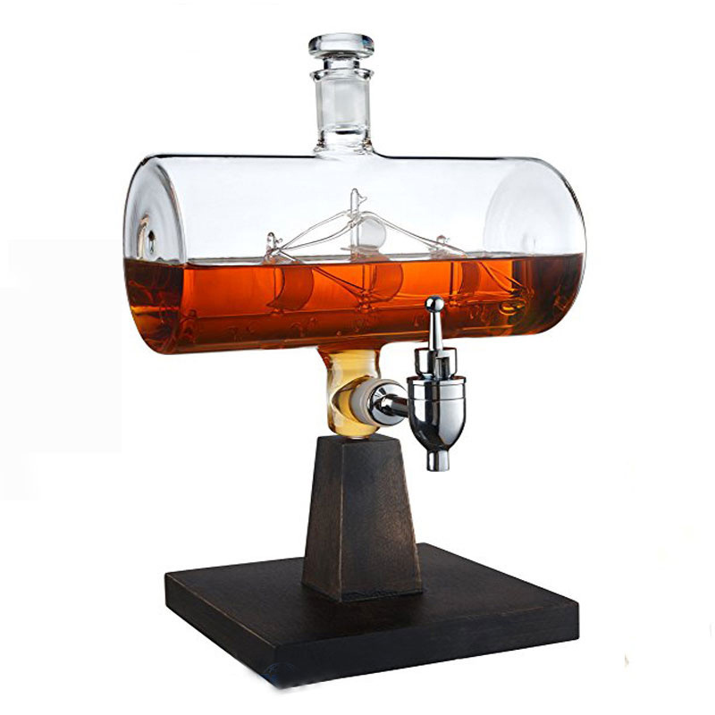 Top selling Handmade 1000ML Glass barrel Whiskey wine Decanter whiskey set with whiskey glasses whisky cup