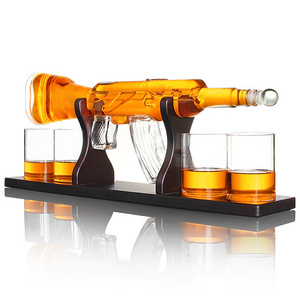 Online hot sale whiskey glass decanter mouth blown AK 47 gun shape personalized decanters glass whiskey decanters