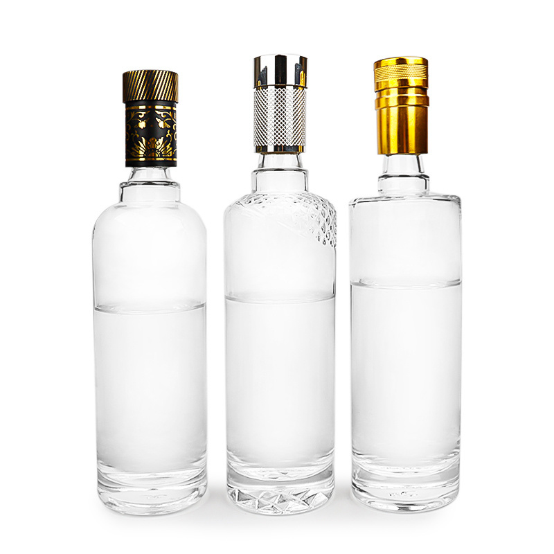 Super white luxury 530ml 16oz empty exotic liquor/alcohol/spirit glass bottle with sealed lid