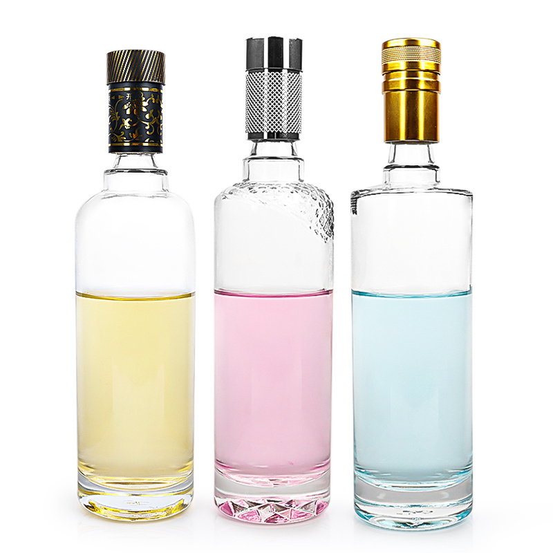 Super white luxury 530ml 16oz empty exotic liquor/alcohol/spirit glass bottle with sealed lid