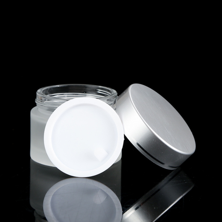 10ml 30ml 50ml 60ml 100ml Round matte frosted body butter skin care cream cosmetic glass jars with silver plastic cap