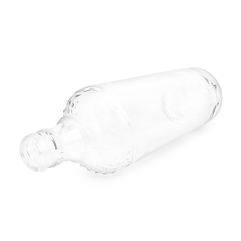 Super white luxury 530ml 16oz empty exotic liquor/alcohol/spirit glass bottle with sealed lid