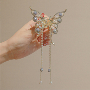 HC379D New Design Retro Classic Traditional Hair Accessories Metal Tassel Pearl Alloy Butterfly Hair Claw Clip