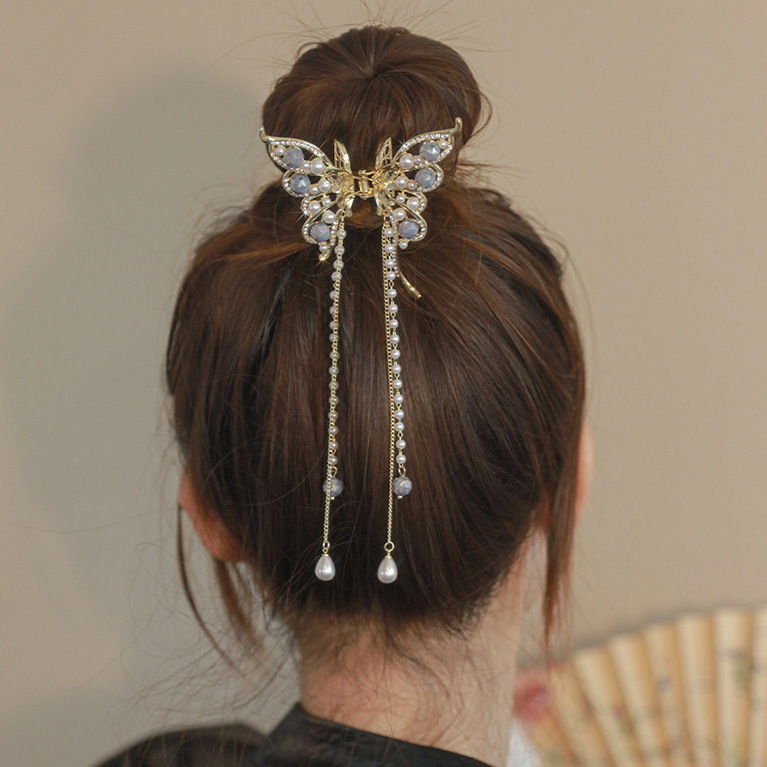 HC379D New Design Retro Classic Traditional Hair Accessories Metal Tassel Pearl Alloy Butterfly Hair Claw Clip