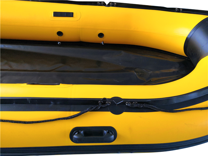 chinese high quality big inflatable boat with sail