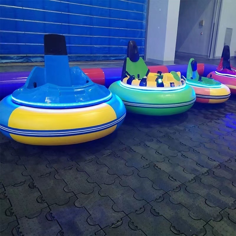 Indoor outdoor Amusement park rides fun zone electric battery 360 spin inflatable ice bumper cars price for sales