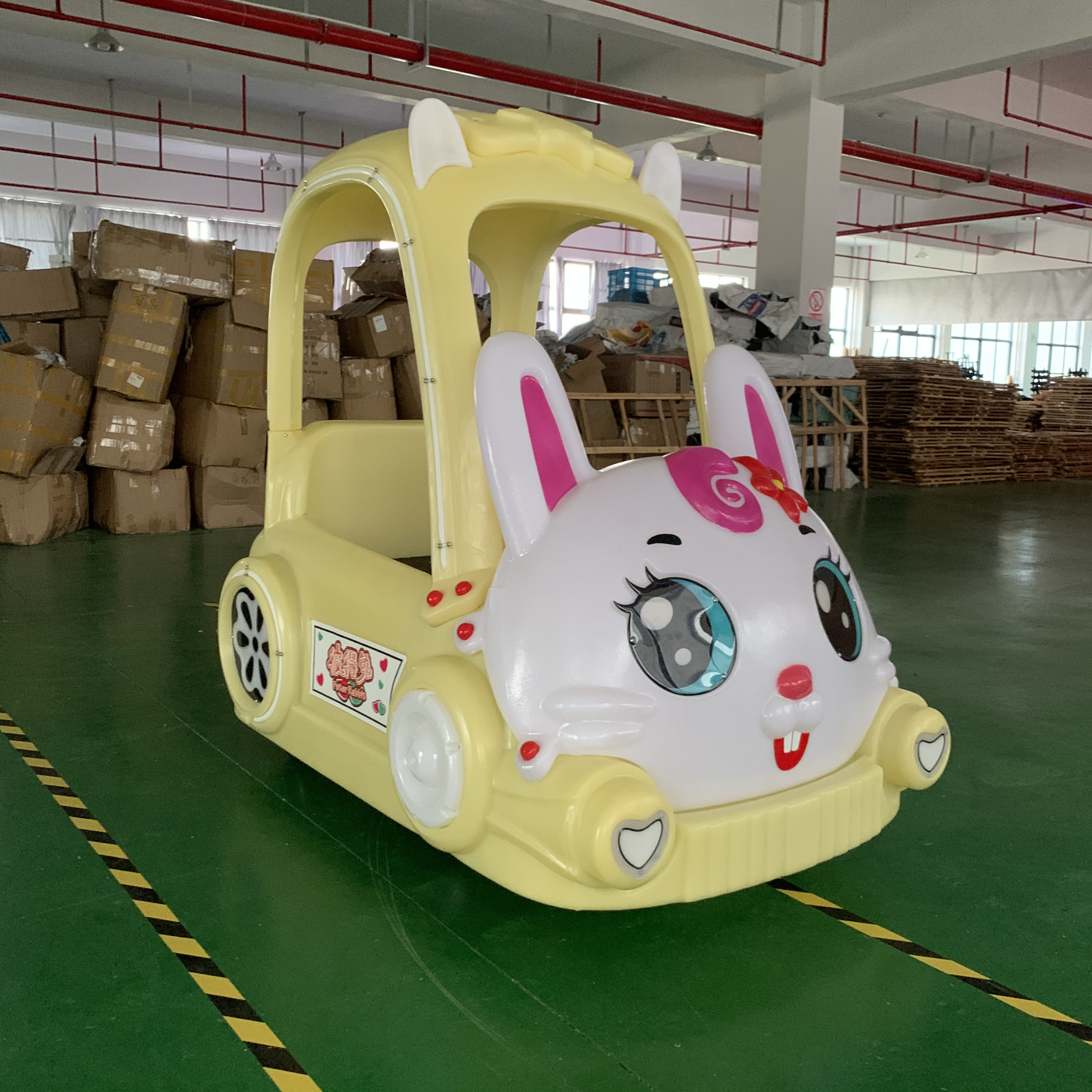 Outdoor Indoor luminous Electric Battery Bumper Cars for Sales Amusement Park Ride Roof Rabbit Kids Adult