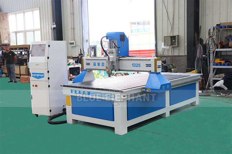 Hot Sale Low Price 1325 cnc wood machinery for engraving mdf and chipboard