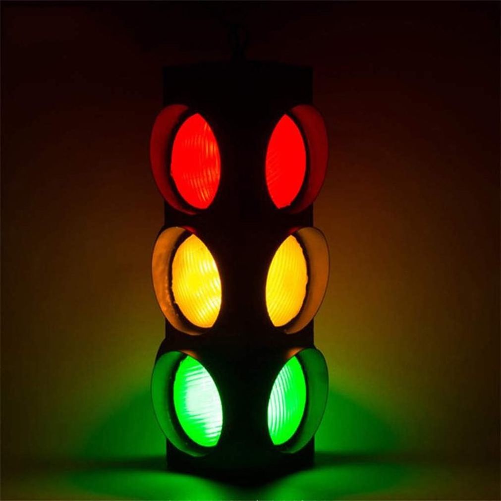 Loft industrial remote control creative restaurant bar red and green led chandelier US plug traffic light colored ceiling lamp