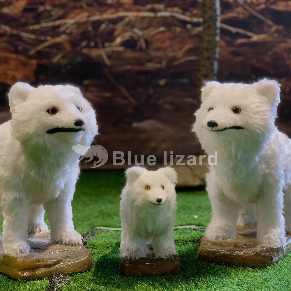 Indoor Playground Equipments High Simulation Animal Model Animatronic Arctic Fox For Sale