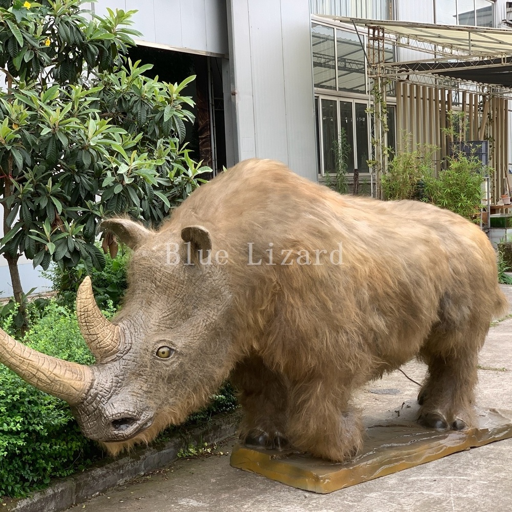 Animatronic Prehistoric Animal Model Simulation Woolly Rhinoceros With Fur For Indoor