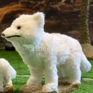 Indoor Playground Equipments High Simulation Animal Model Animatronic Arctic Fox For Sale