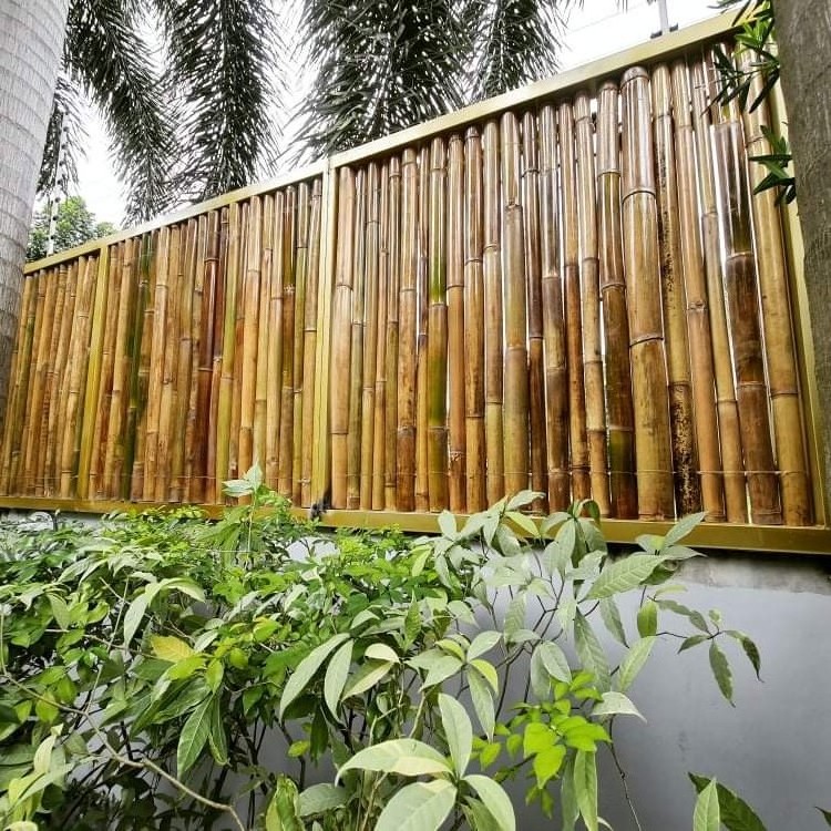 Hot-sale outdoor Raw Bamboo Fence Rolls Bamboo Slat Screening for Balcony Garden Privacy