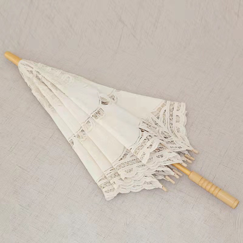 Hot sale high quality white embroidered lace umbrella parasol souvenir sun wedding umbrella