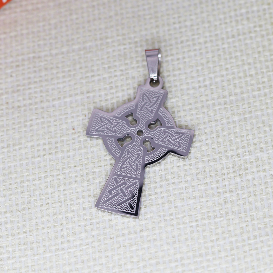 custom engrave Celtic cross DIY religion accessories laser gold plated cross pendant of necklace wholesale  jewelry charms