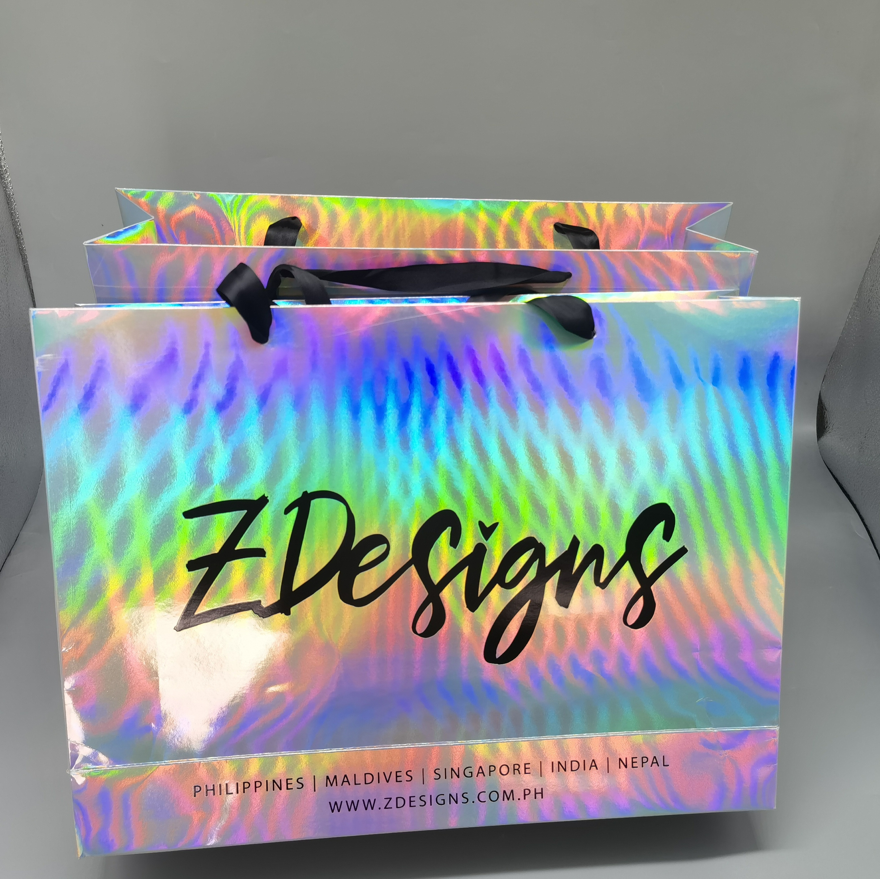 Customized Printed Holographic Paper Bags Recyclable Shopping Gift Bag With Your Own Logo For shoe packaging