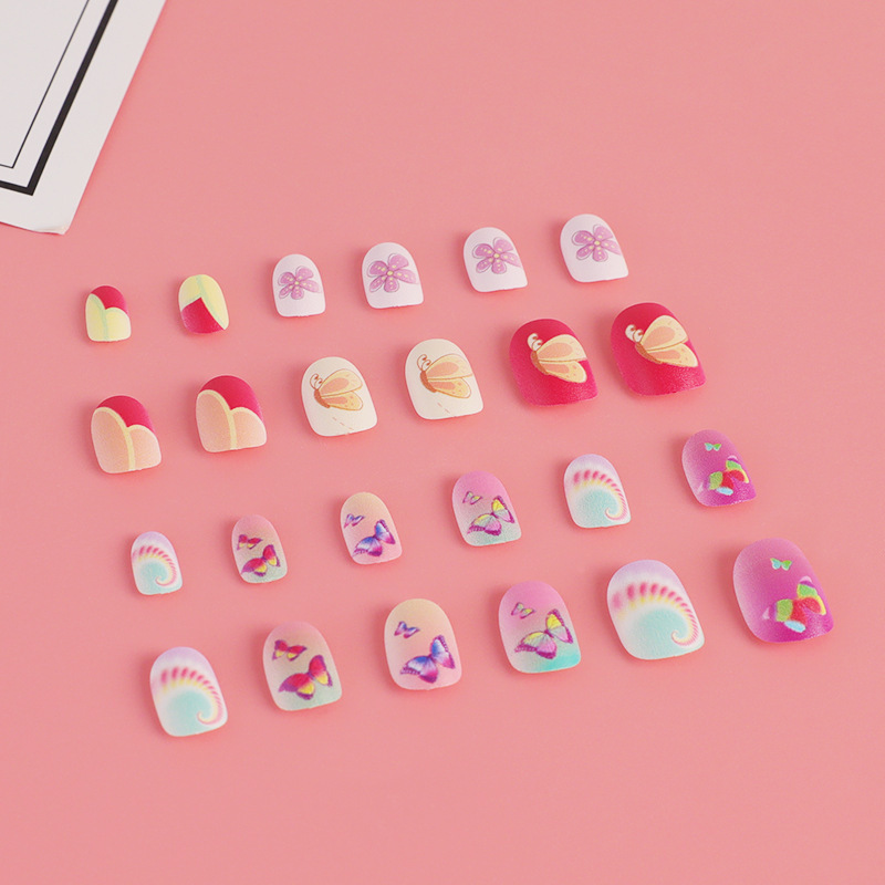 12Pcs Press on Pre-glue Full Cover Artificial Nails For Kids Lovely Rainbow Pink Children Little Girls Kids False Nails