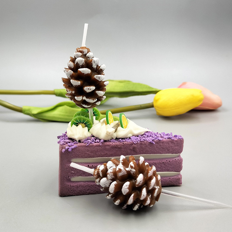 New Ins Wind Christmas Pine Cone Candle Light Rocking Flame Remote Control Electronic Candle Christmas Goods