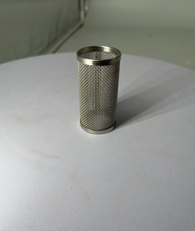 High Quality Stainless Steel Mesh Screen Filter Perforated Pipe  Wire Mesh Cylinder Filter Tube