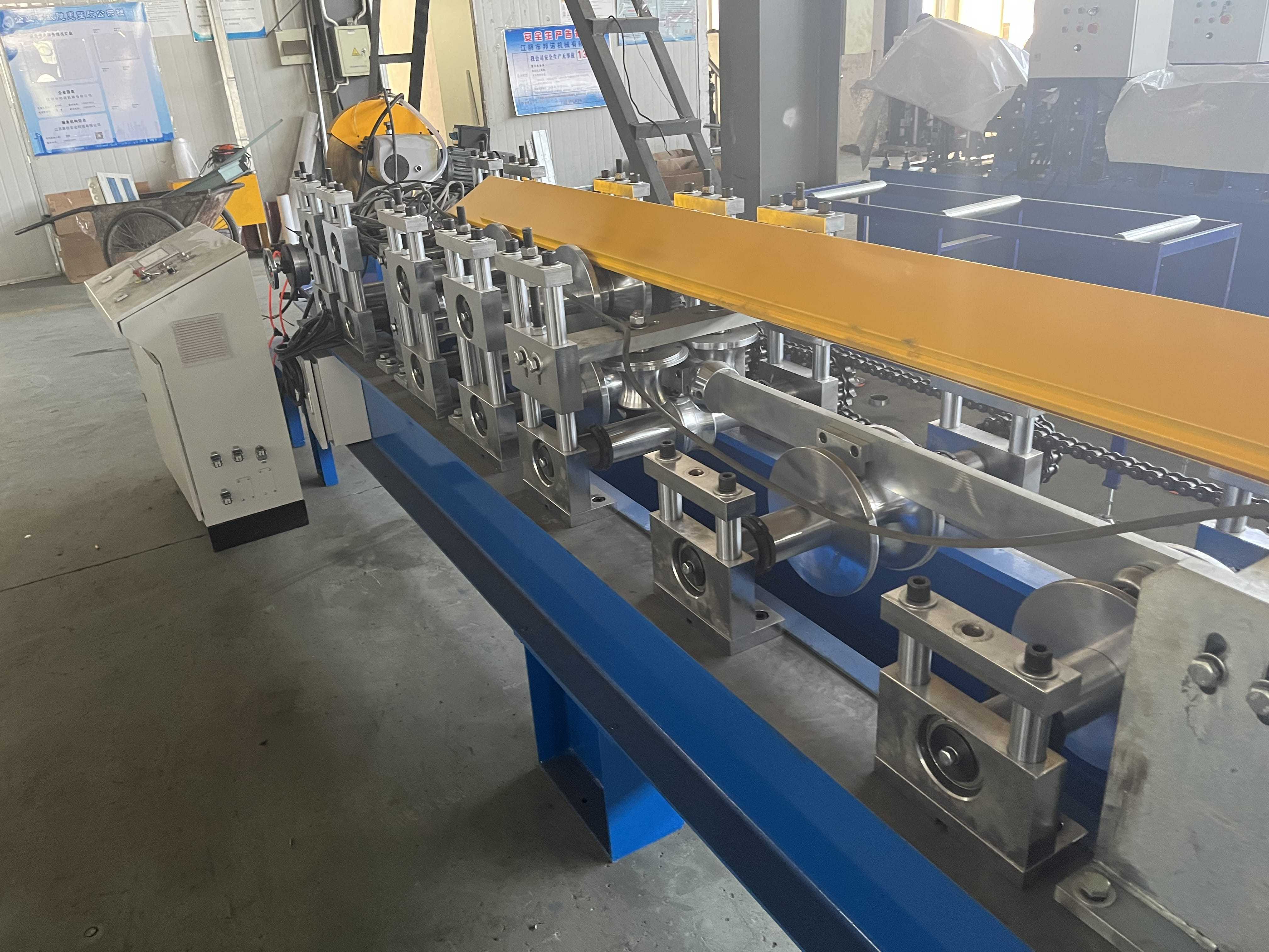 2023 PPGI Aluminum Square Round Rainspout Downpipe Tube Roll forming machine