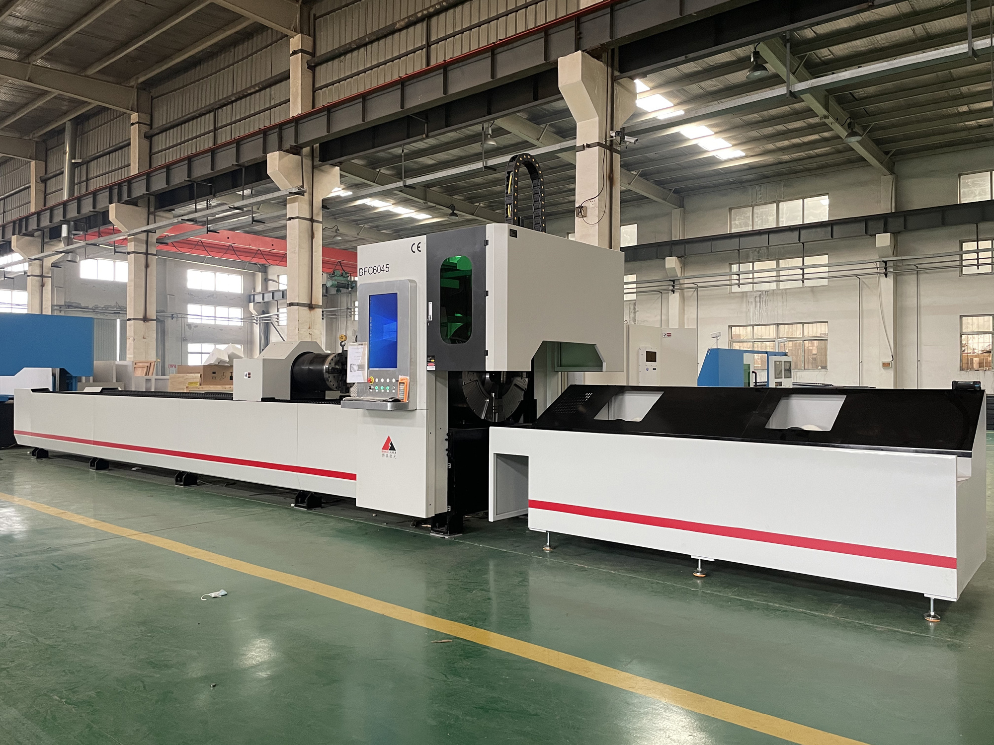 D240x6000mm round square Pipe Tube Laser Cutter double chucks 3kw 4kw 6kw 8kw automatic metal steel tube laser cutting machines