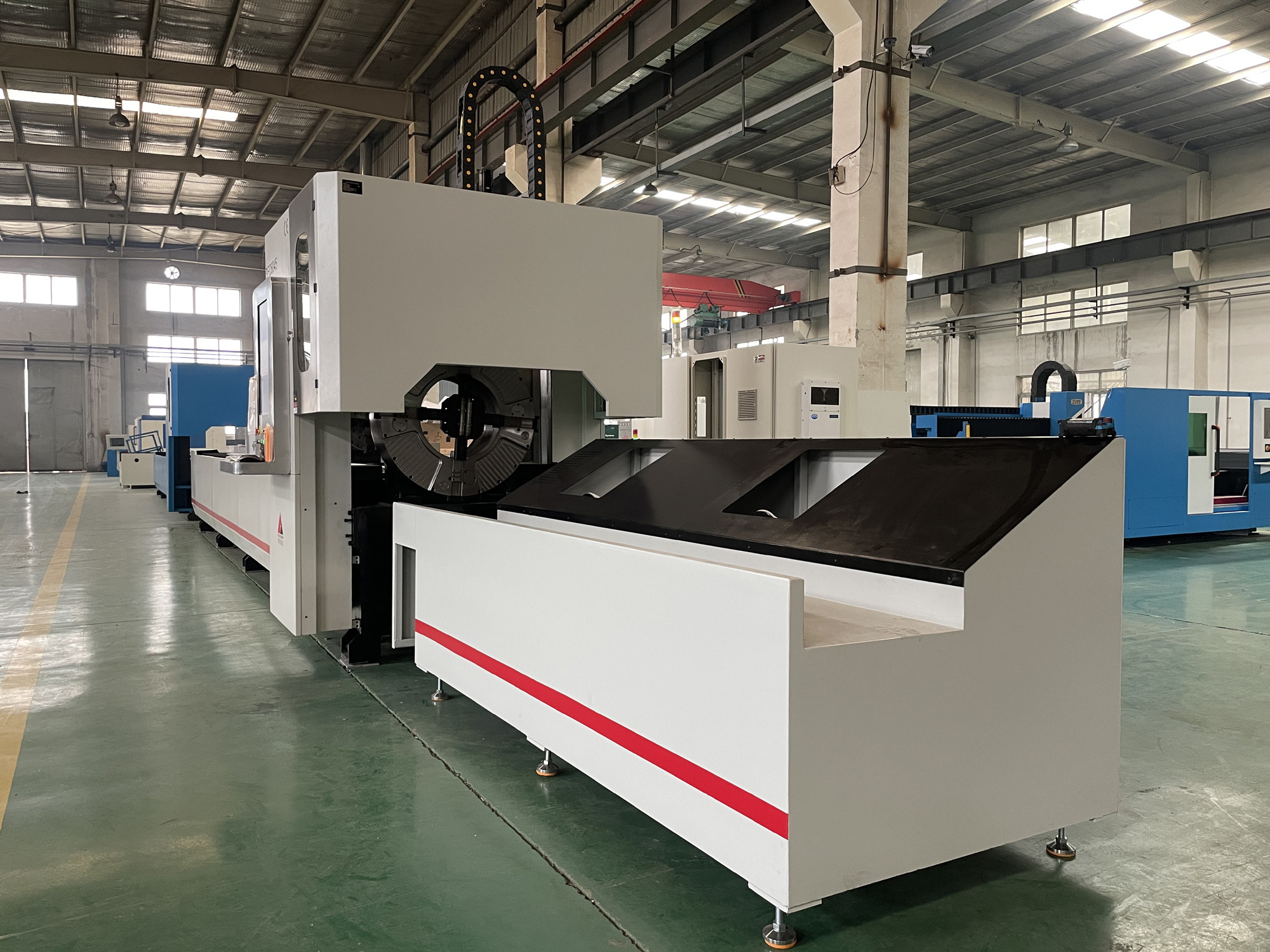 D240x6000mm round square Pipe Tube Laser Cutter double chucks 3kw 4kw 6kw 8kw automatic metal steel tube laser cutting machines